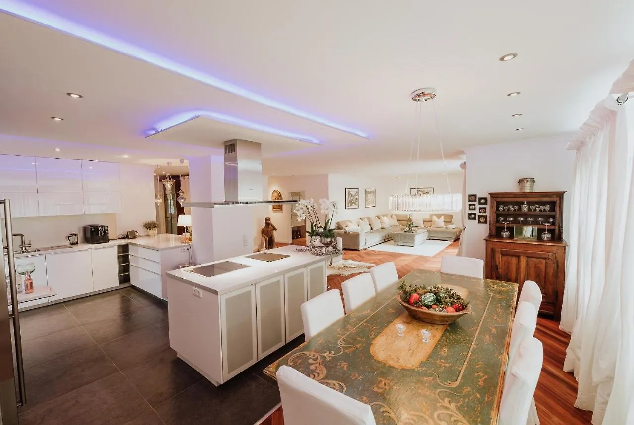 Luxury Penthouse ☆ ☆ ☆ ☆ ☆ location