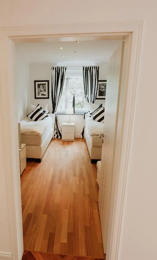 Luxury Penthouse ☆ ☆ ☆ ☆ ☆ Apartment Cologne 0*,