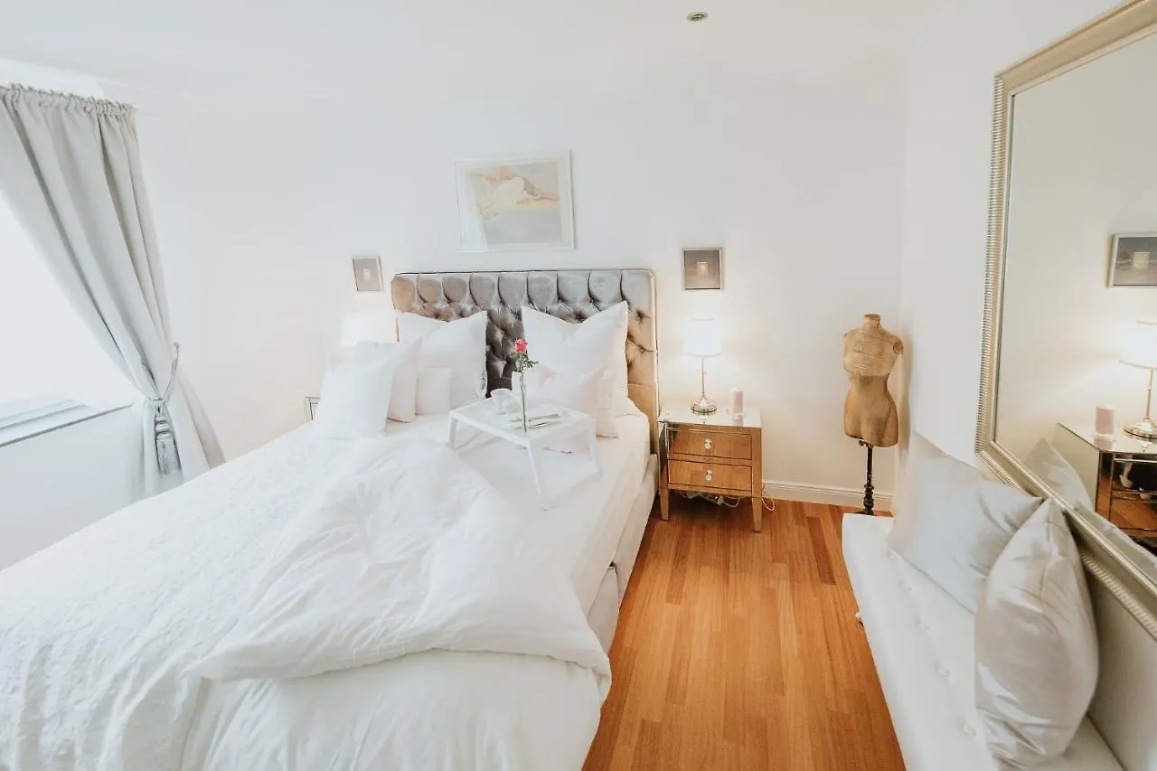 Luxury Penthouse ☆ ☆ ☆ ☆ ☆ Apartment Cologne Germany